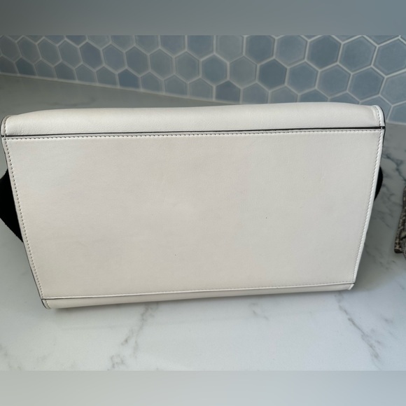 Vintage CELINE Python-trimmed trapeze bag - Picture 12 of 16